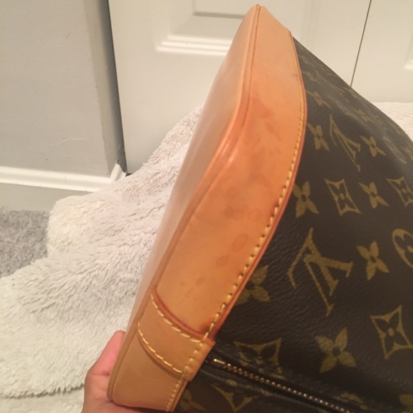 Louis Vuitton Monogram Alma PM handbag - Picture 14 of 16